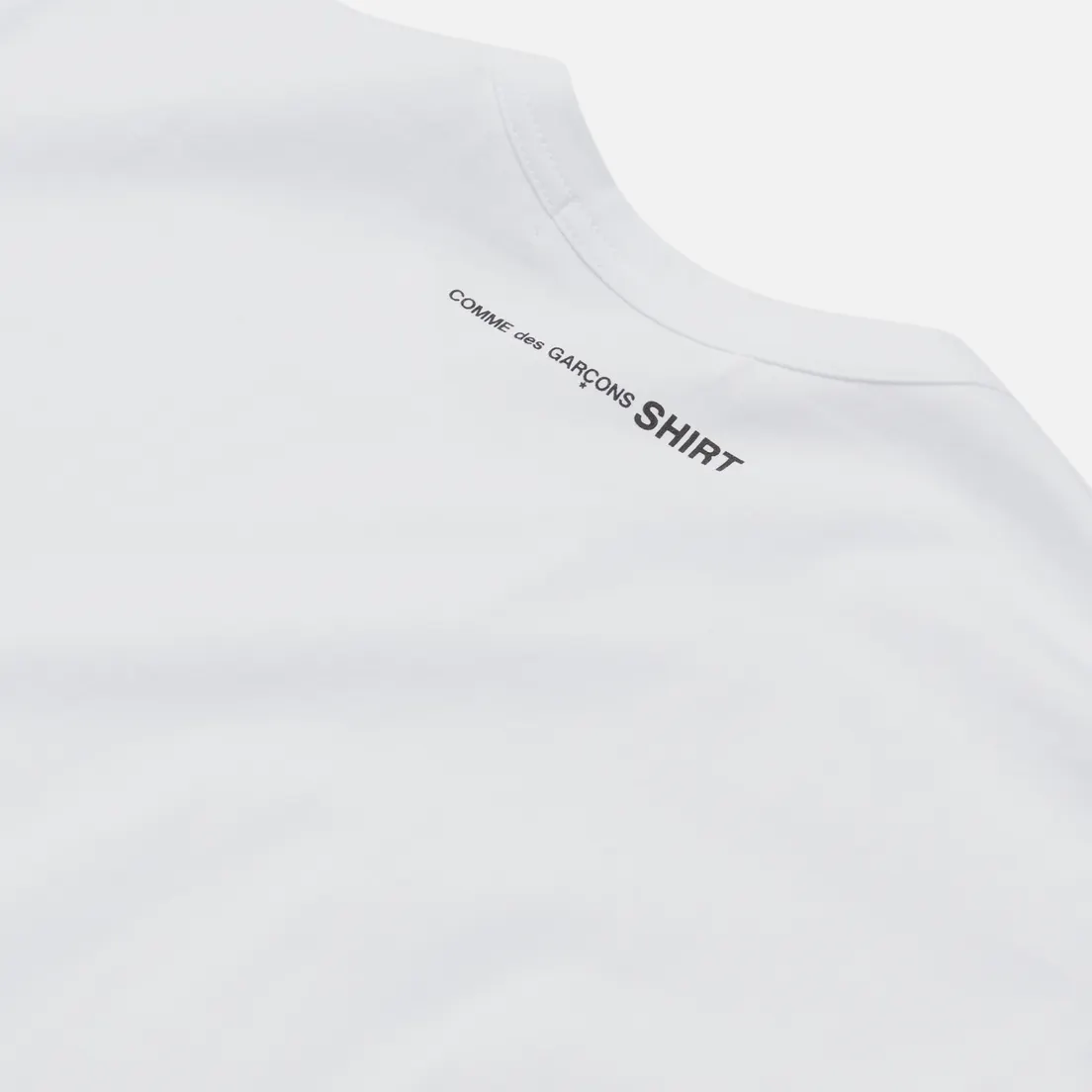 Comme des Garcons SHIRT Мужская футболка Back Logo Monogram