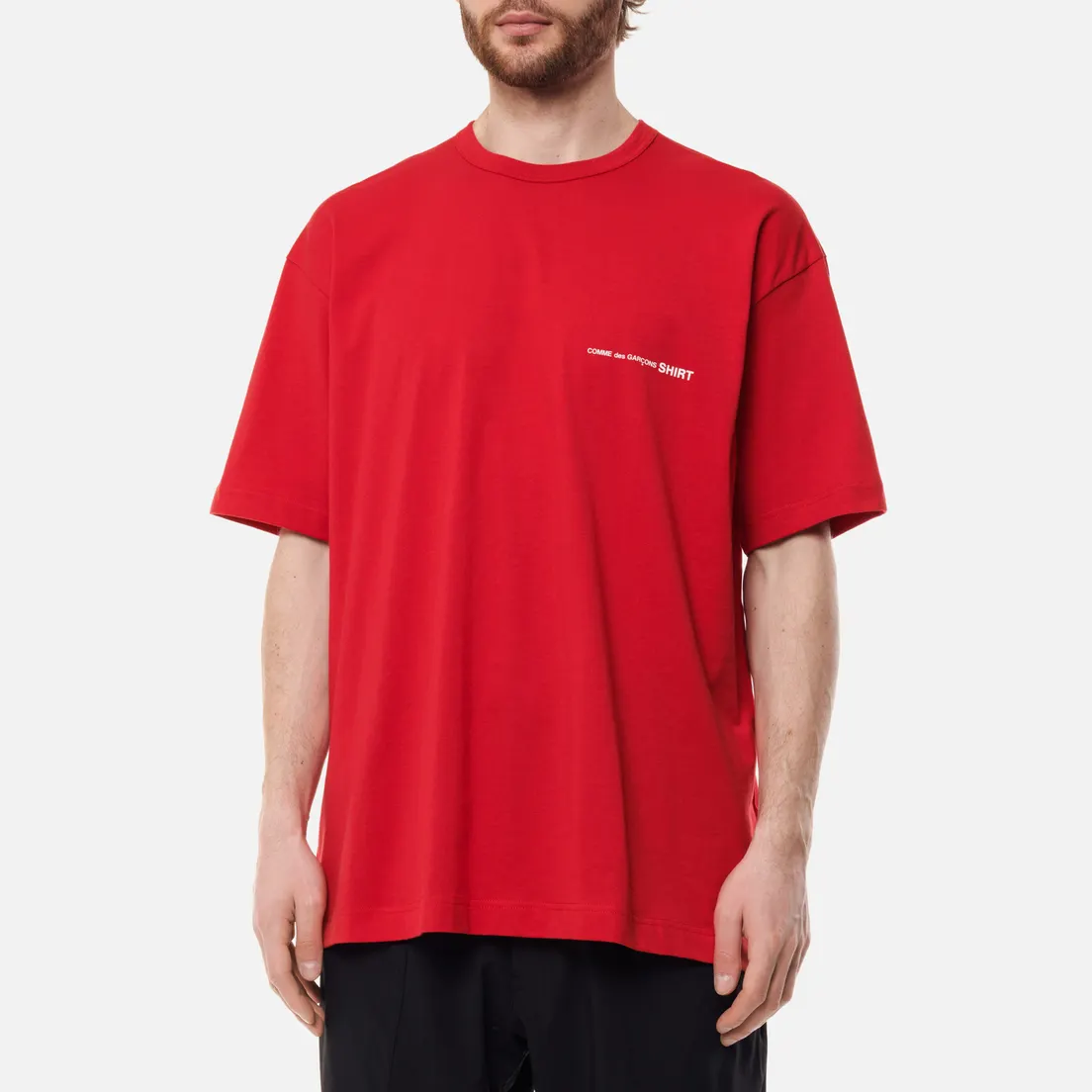 Comme des Garcons SHIRT Мужская футболка Front Logo Monogram