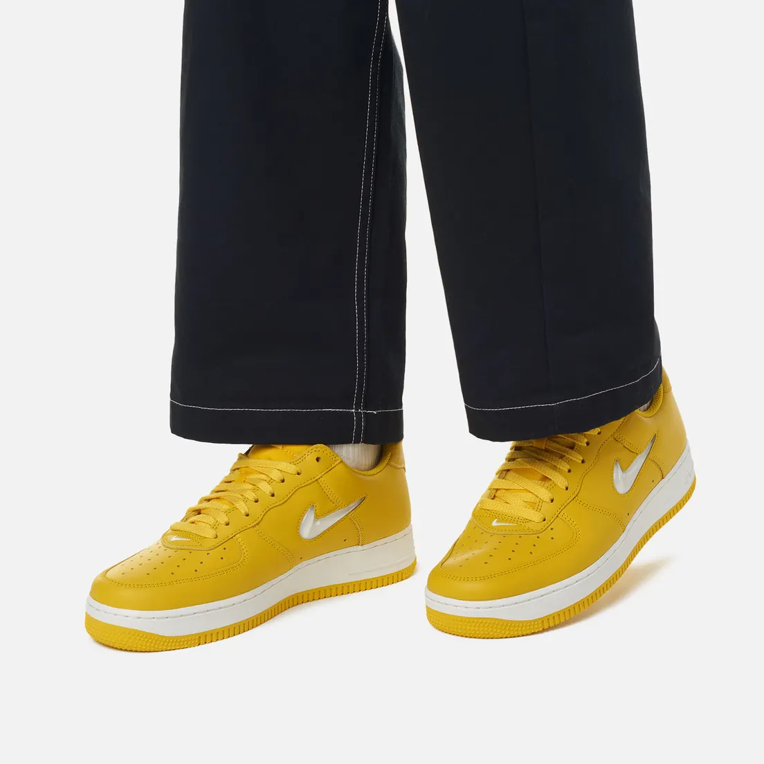 Nike Мужские кроссовки Air Force 1 Low Retro Color Of The Month