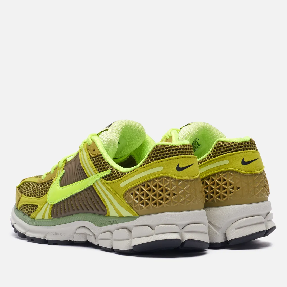 Nike Кроссовки Wmns Zoom Vomero 5
