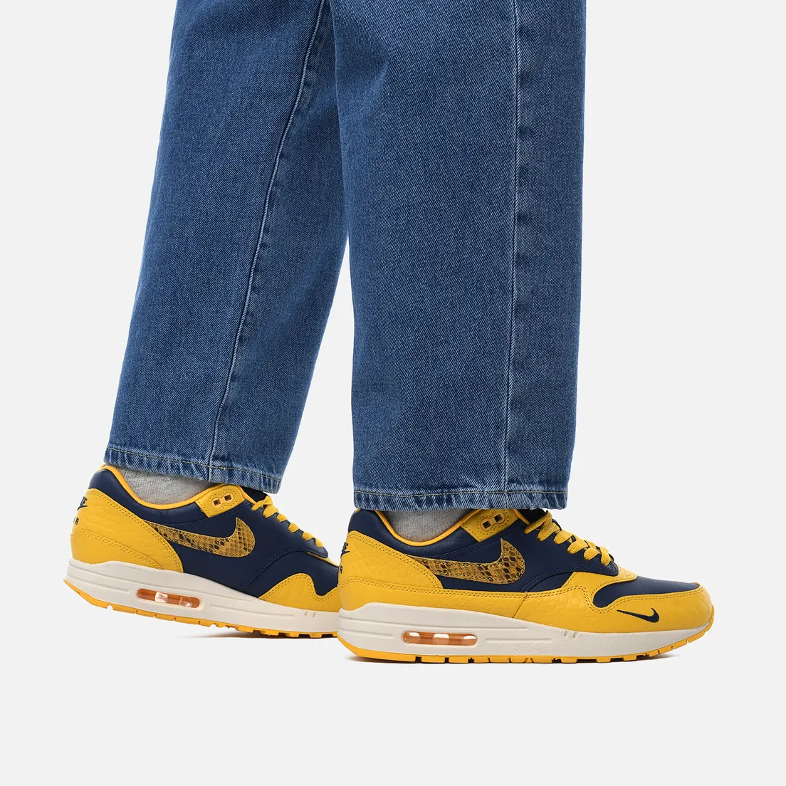 Nike Женские кроссовки Wmns Air Max 1 Premium