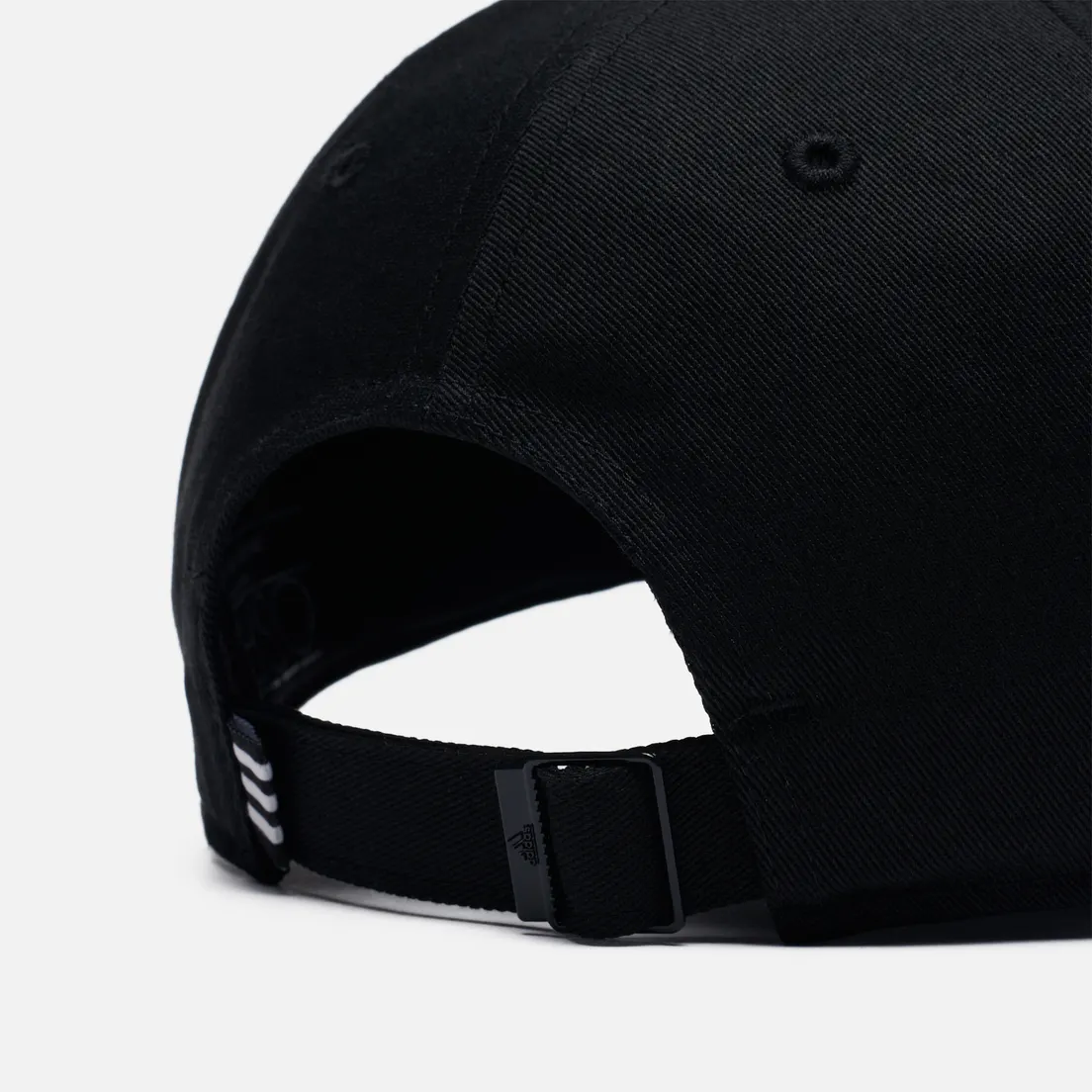 adidas Performance Кепка Embroidered Logo