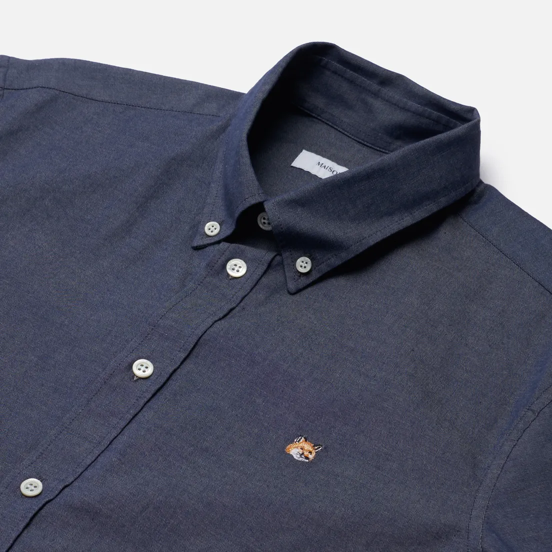 Maison Kitsune Мужская рубашка Fox Head Embroidery Classic BD