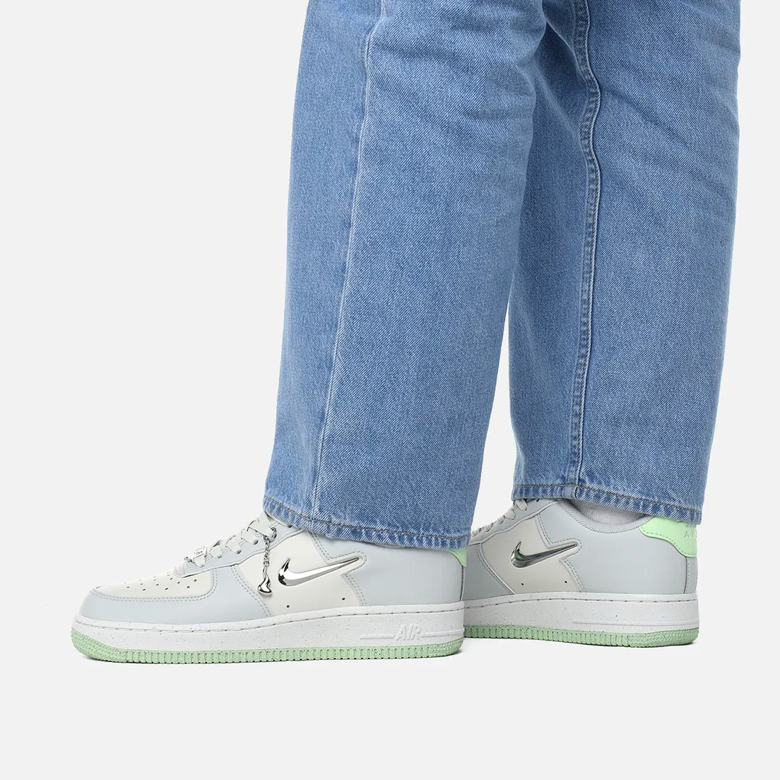 Nike Женские кроссовки Wmns Air Force 1 '07 Next Nature SE
