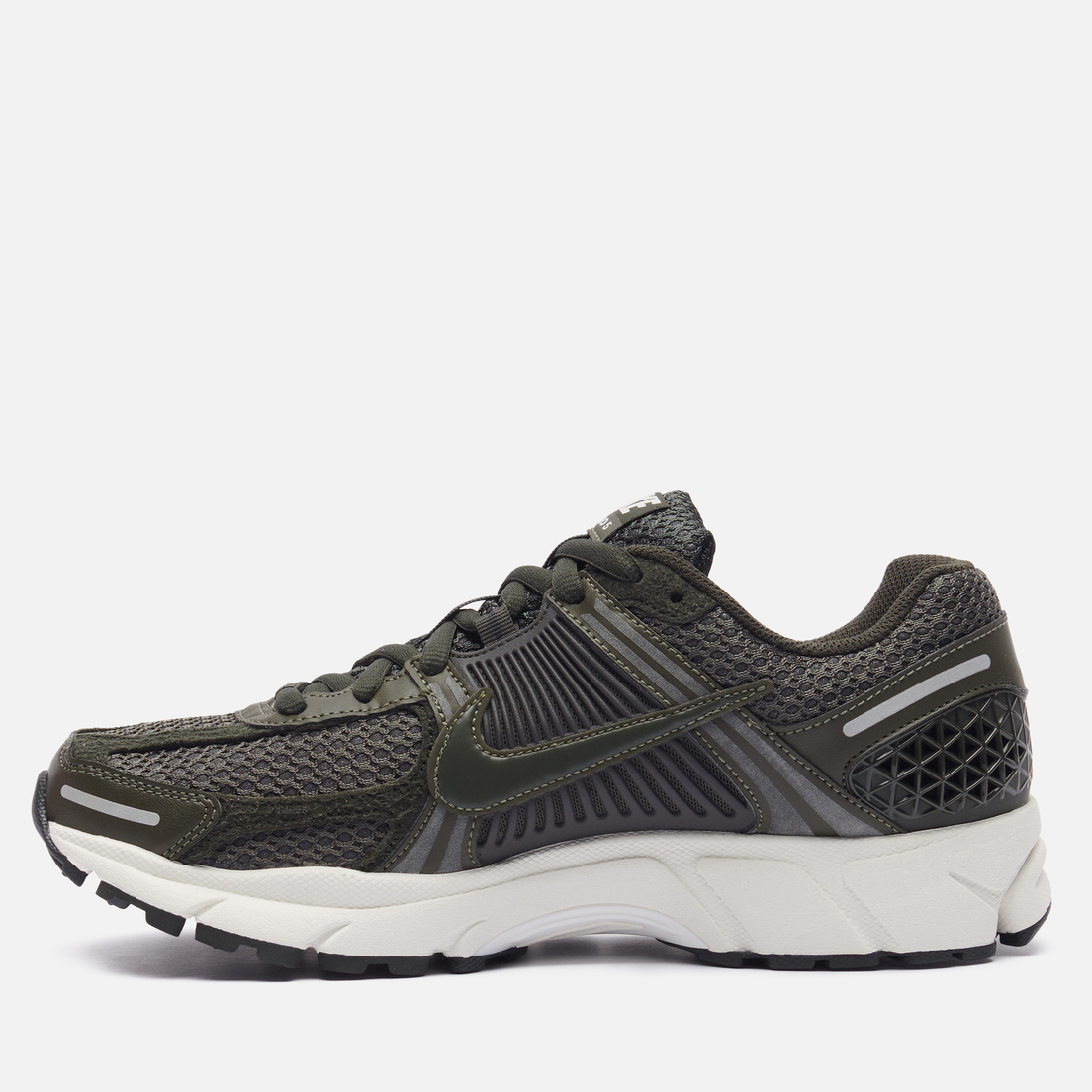 Nike Wmns Zoom Vomero 5 FQ8898 325