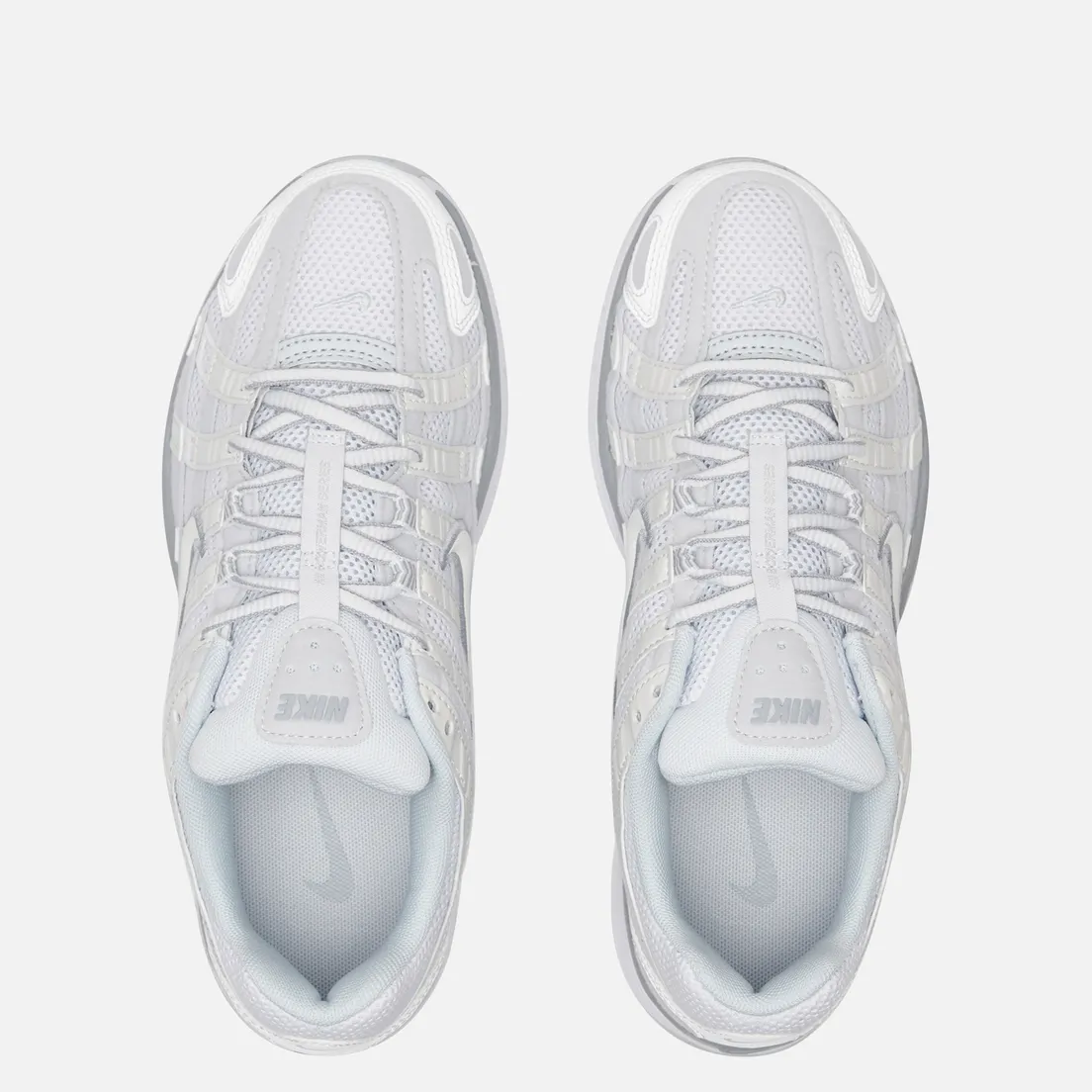 Nike Женские кроссовки Wmns P-6000