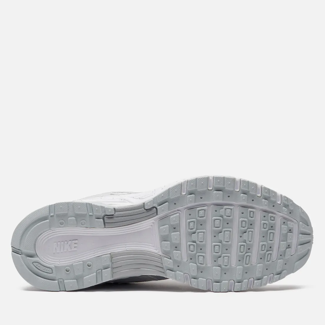 Nike Женские кроссовки Wmns P-6000