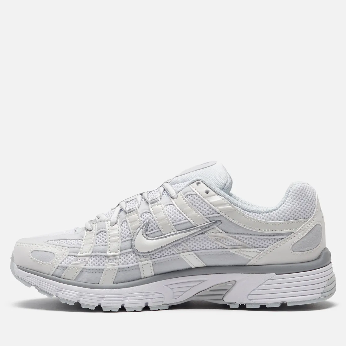 Nike Женские кроссовки Wmns P-6000
