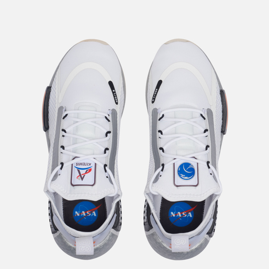 Кроссовки adidas Originals NMD_R1 Spectoo White/White/Core Black