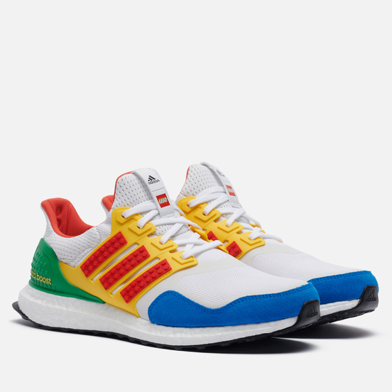 Кроссовки adidas Performance x LEGO Ultra Boost DNA Cloud White/Red/Shock Blue
