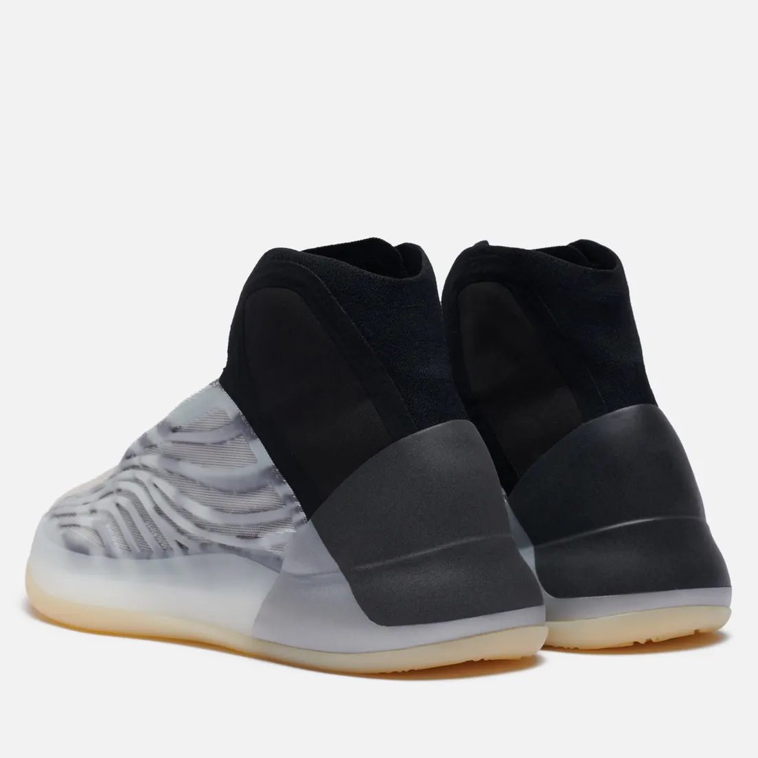 adidas Originals Кроссовки YEEZY BSKTBL QNTM