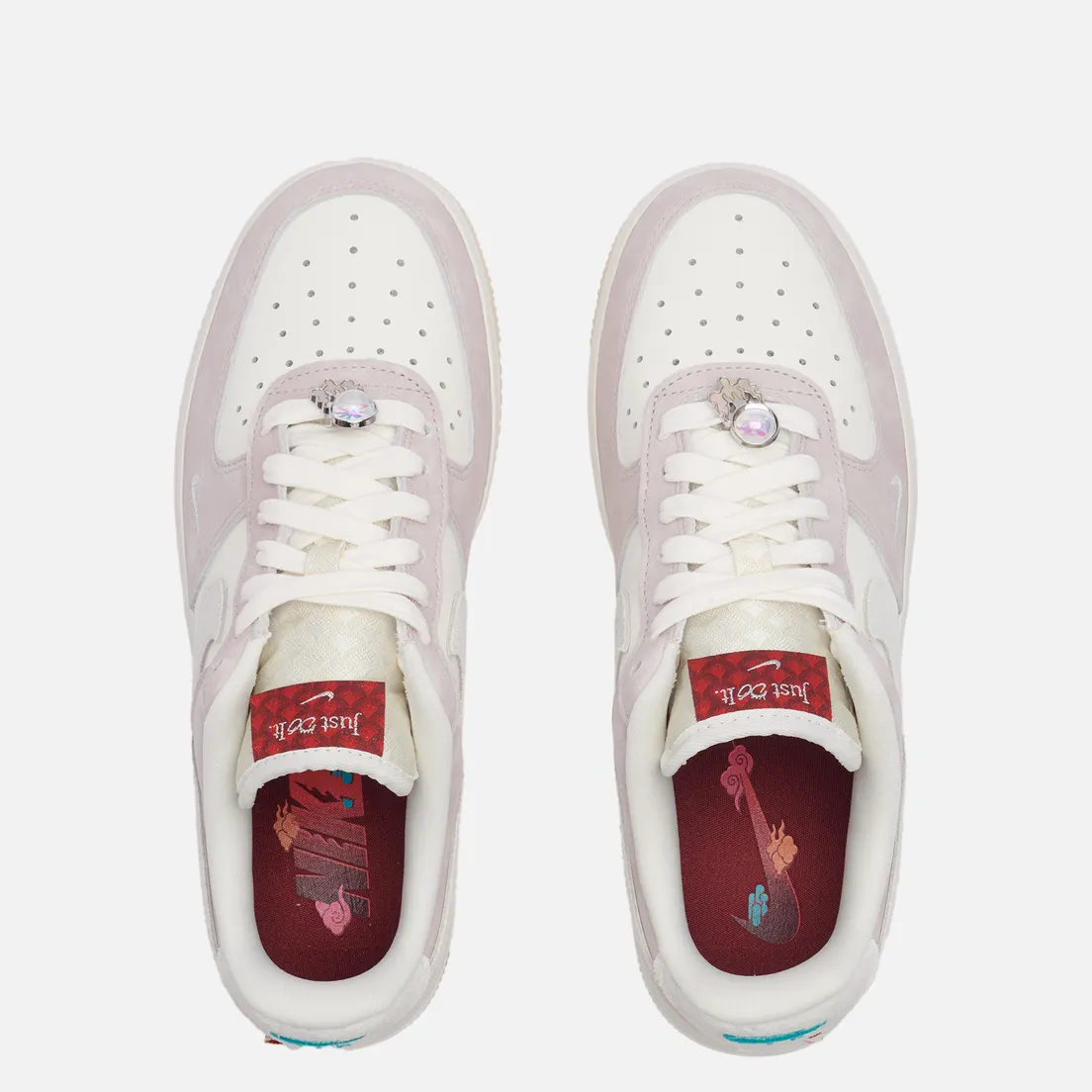 Nike Женские кроссовки Wmns Air Force 1 '07 LX