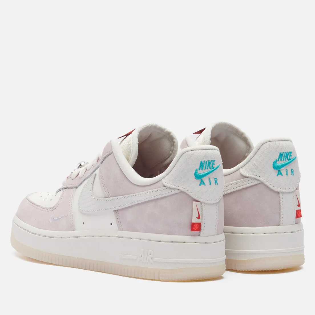 Nike Женские кроссовки Wmns Air Force 1 '07 LX