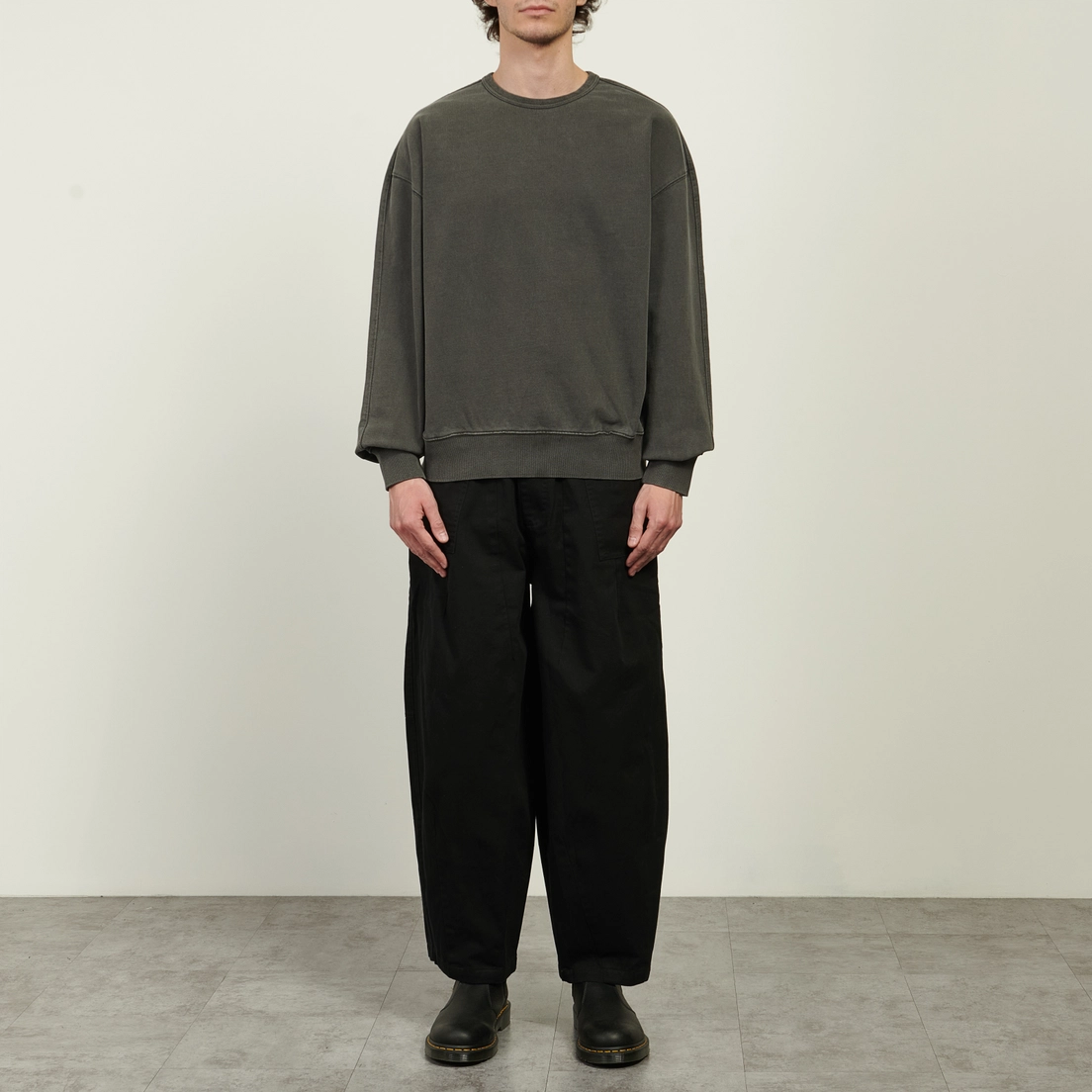 FrizmWORKS Мужская толстовка OG Pigment Dyeing Crew Neck 003