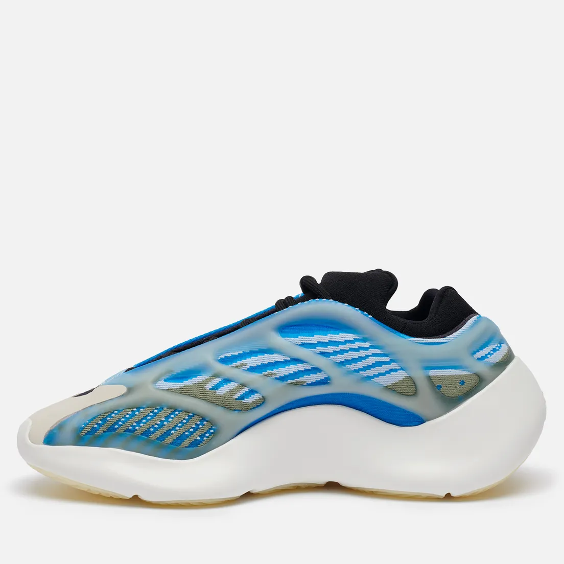 adidas Originals Кроссовки YEEZY 700 V3
