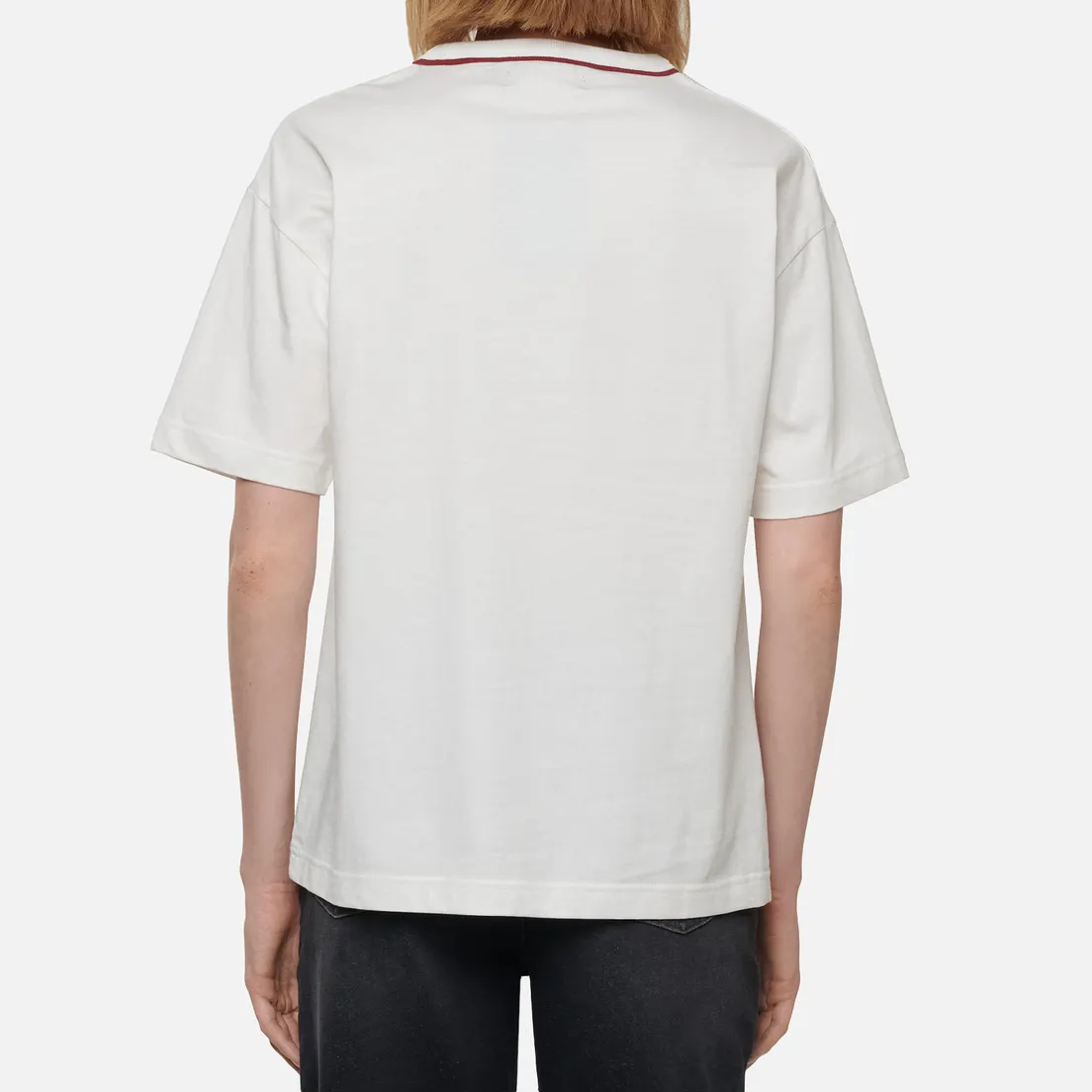 Fred Perry Женская футболка Modernist Streetwear Embroidered Panel