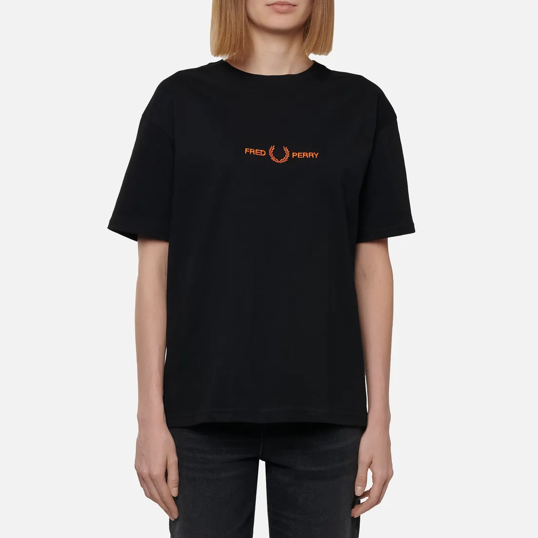 Fred Perry Женская футболка Branded Tape Embroidered