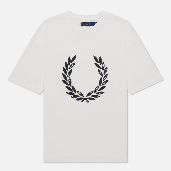 Женская футболка Fred Perry Floral Laurel Wreath Snow White