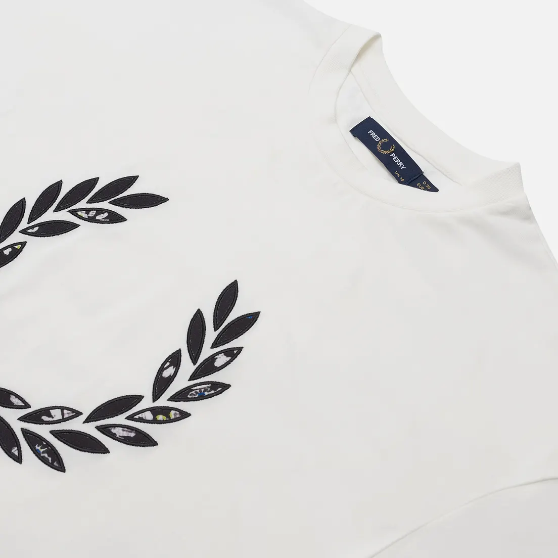 Fred Perry Женская футболка Floral Laurel Wreath