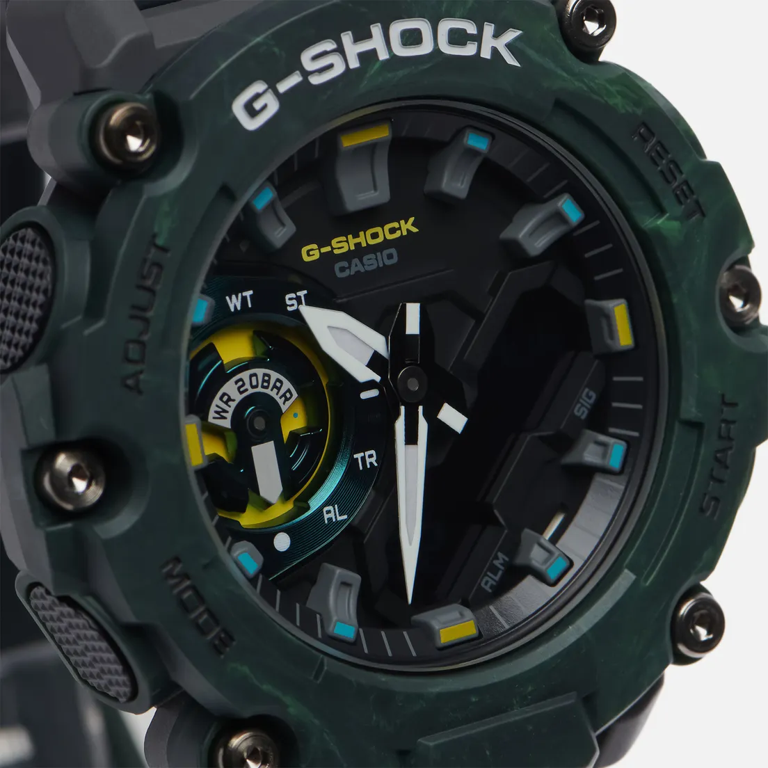 CASIO Наручные часы G-SHOCK GA-2200MFR-3AER Carbon Core Guard