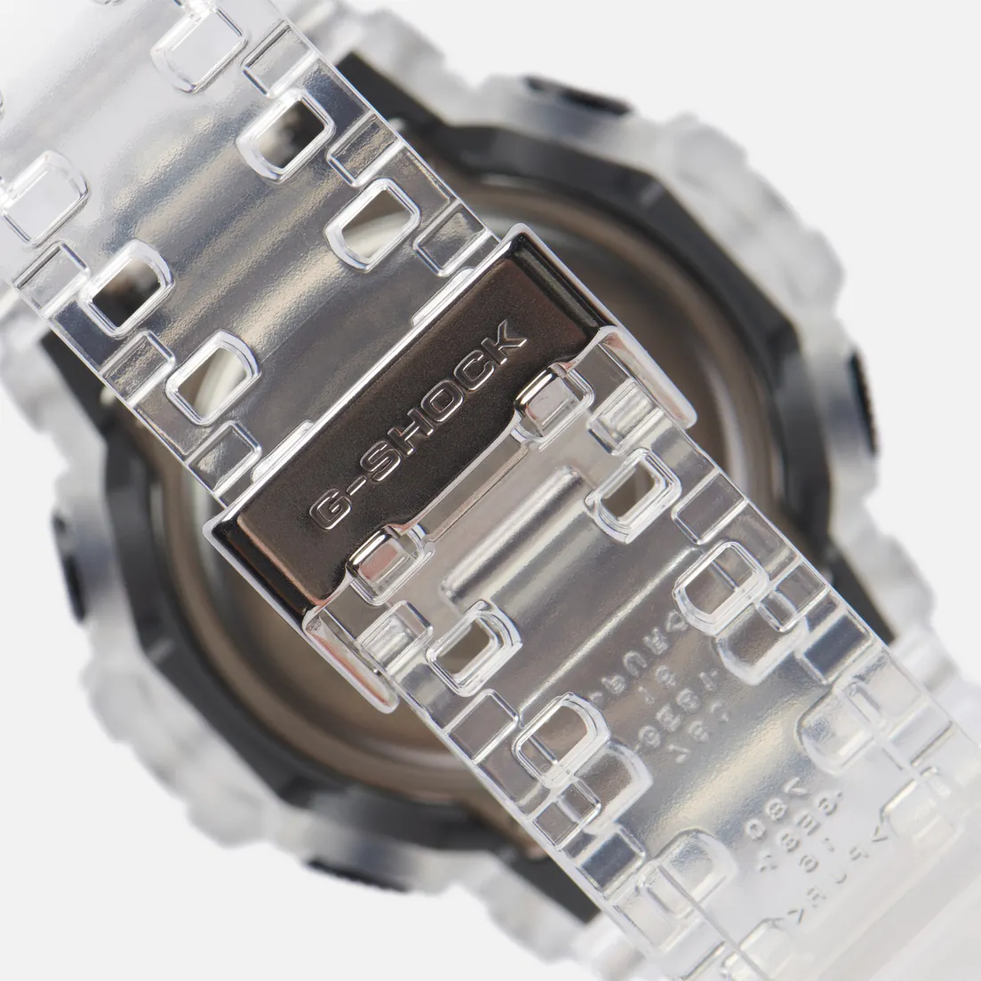 CASIO Наручные часы G-SHOCK GA-700SKE-7A Transparent White Pack