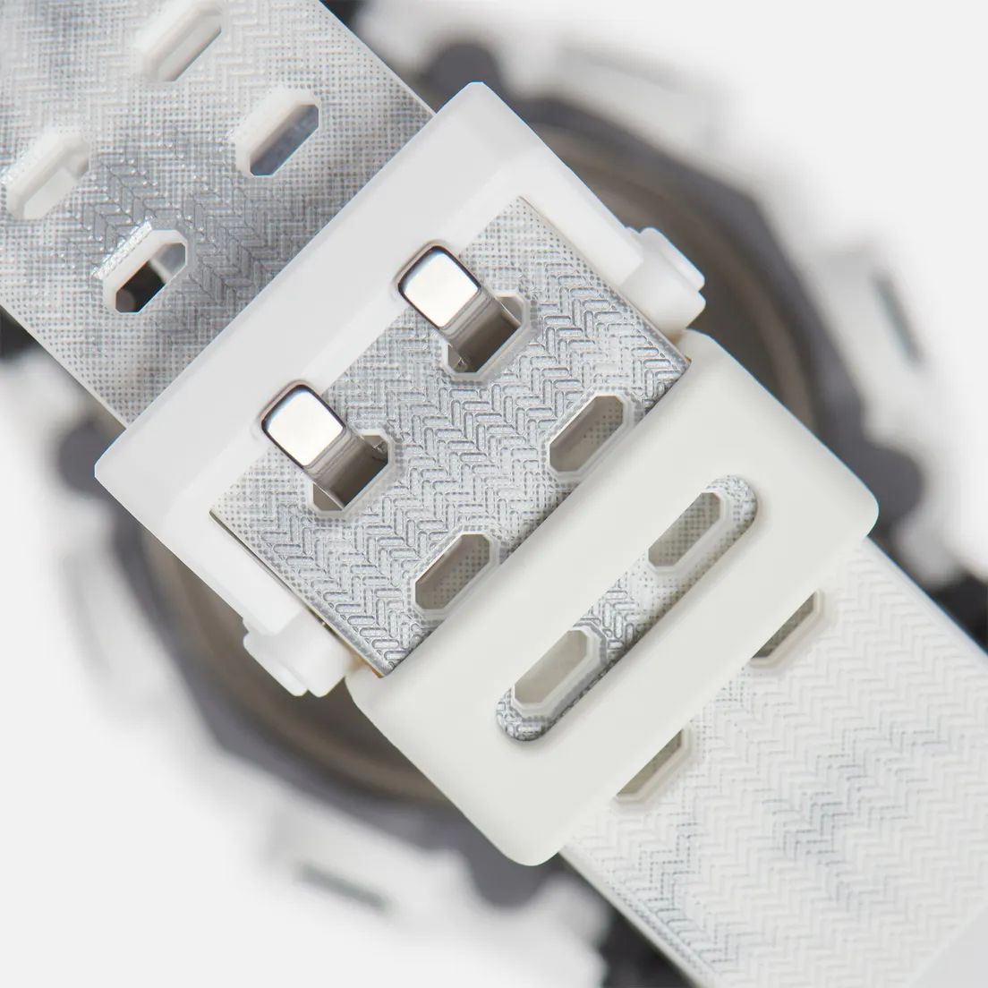 CASIO Наручные часы G-SHOCK GA-900GC-7AER Snow Camo