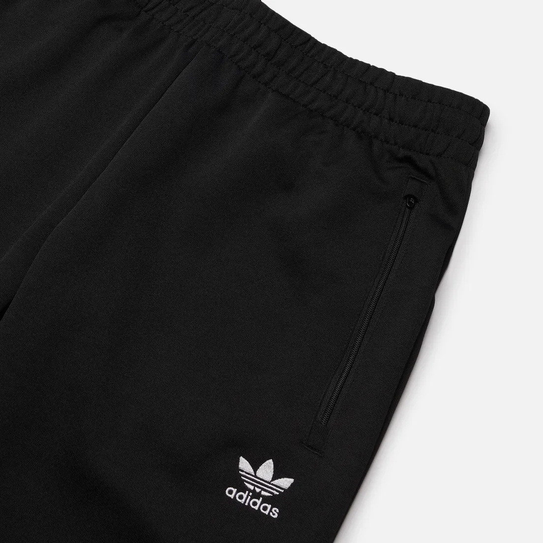 adidas Originals Мужские брюки Essential