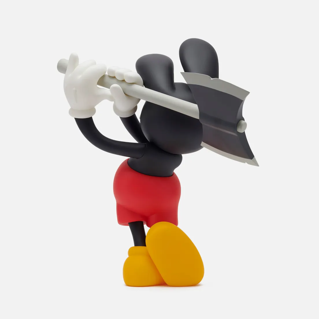 SUPERPLASTIC Игрушка Chop Chop Guggi Axe Swing by Guggimon