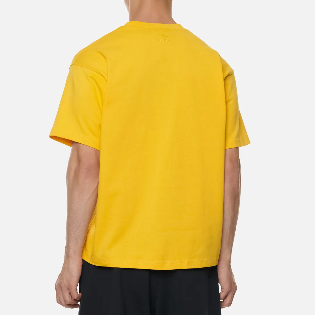 adidas Originals Мужская футболка x Pharrell Williams Basics
