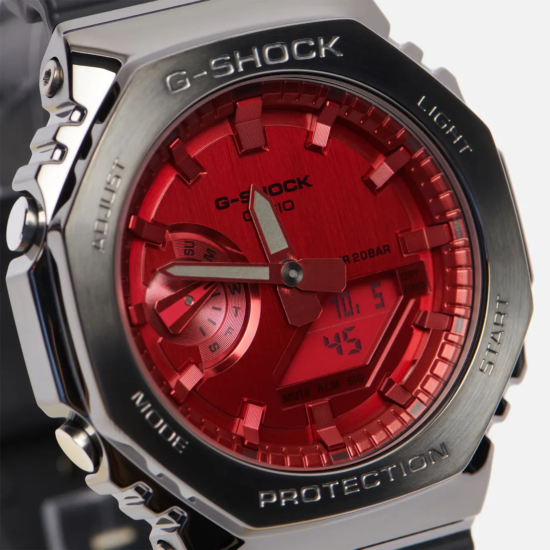 CASIO Наручные часы G-SHOCK GM-2100B-4AER Metal Covered