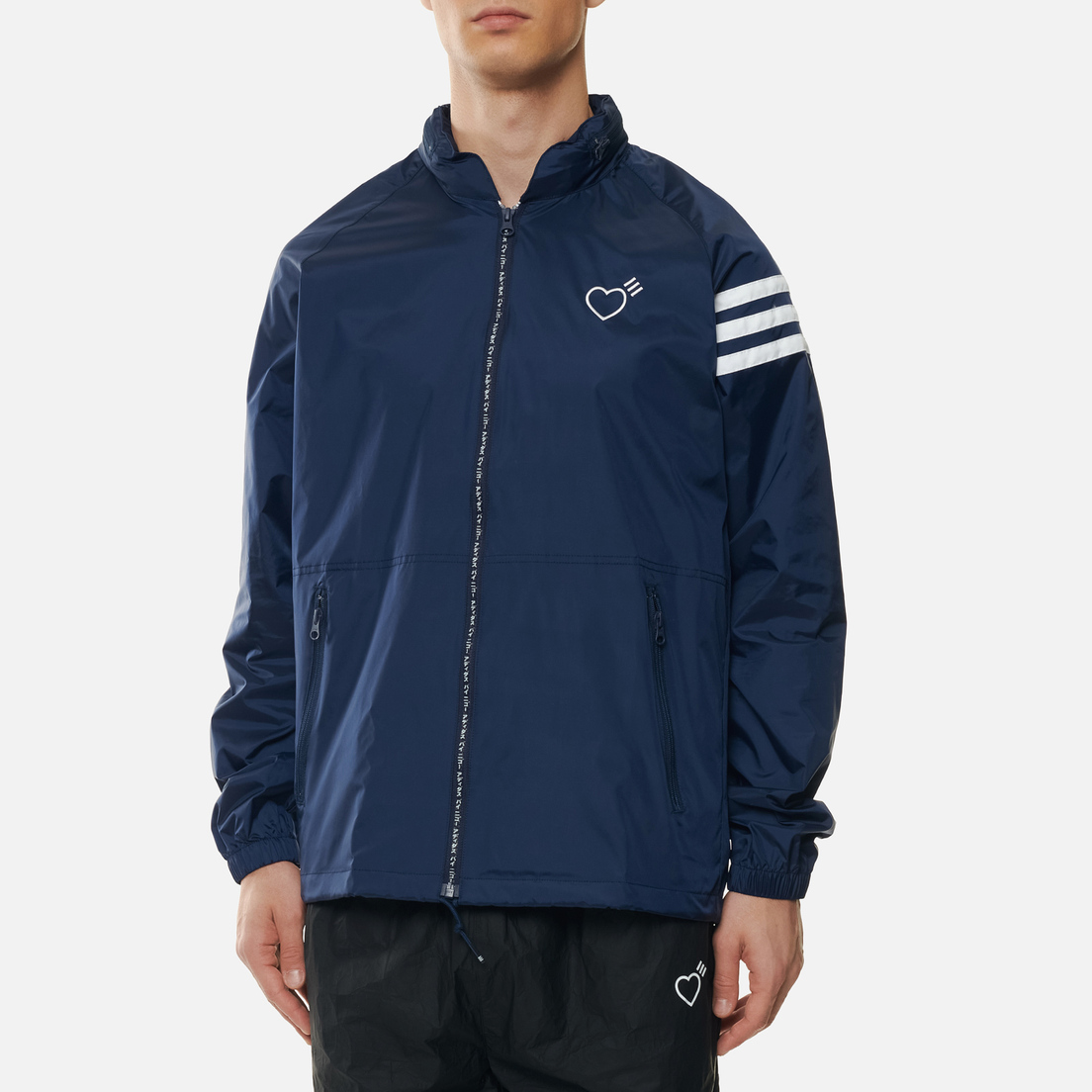 adidas Originals Мужская куртка ветровка x Human Made Embroidery Logo Windbreaker