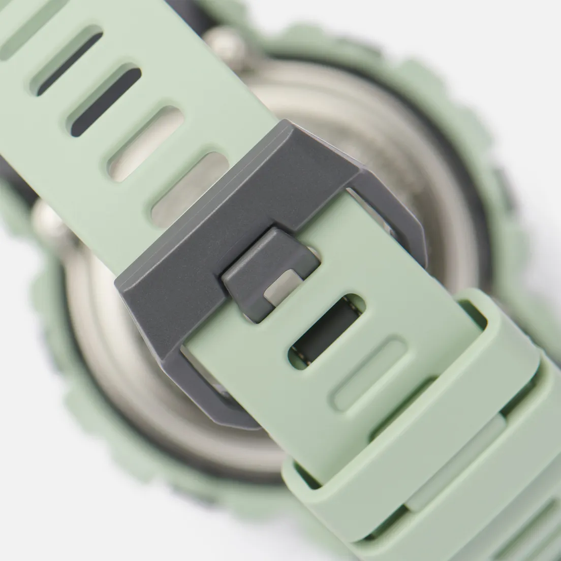 CASIO Наручные часы G-SHOCK GMD-B800SU-3ER G-SQUAD Series