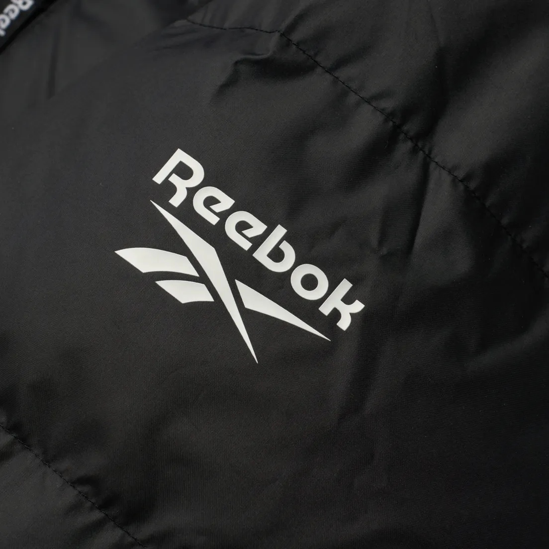 Reebok Мужской пуховик Outerwear Classic Down