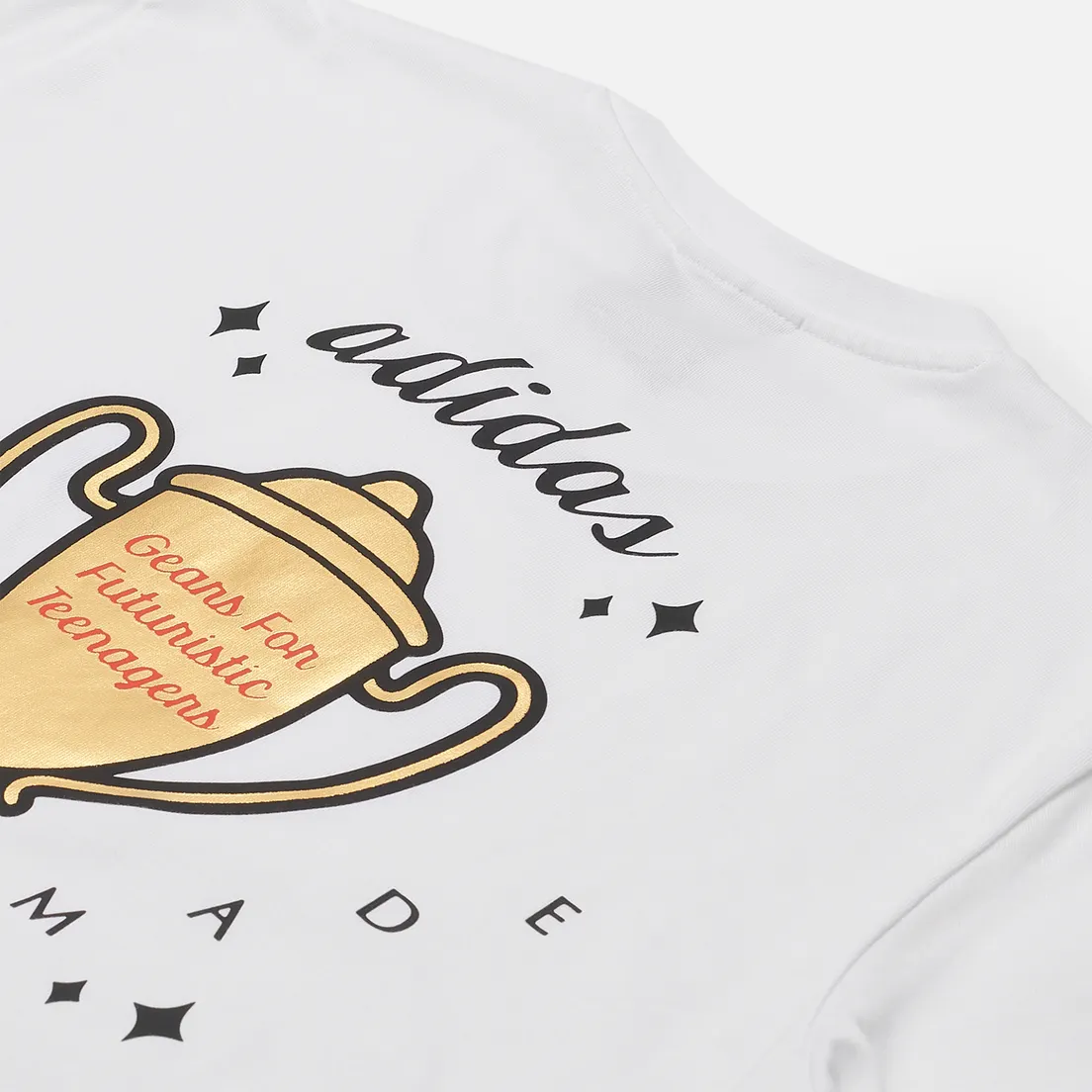 adidas Originals Мужская футболка x Human Made Graphic