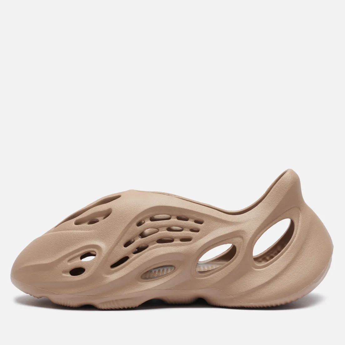 adidas Originals Сланцы YEEZY Foam Runner