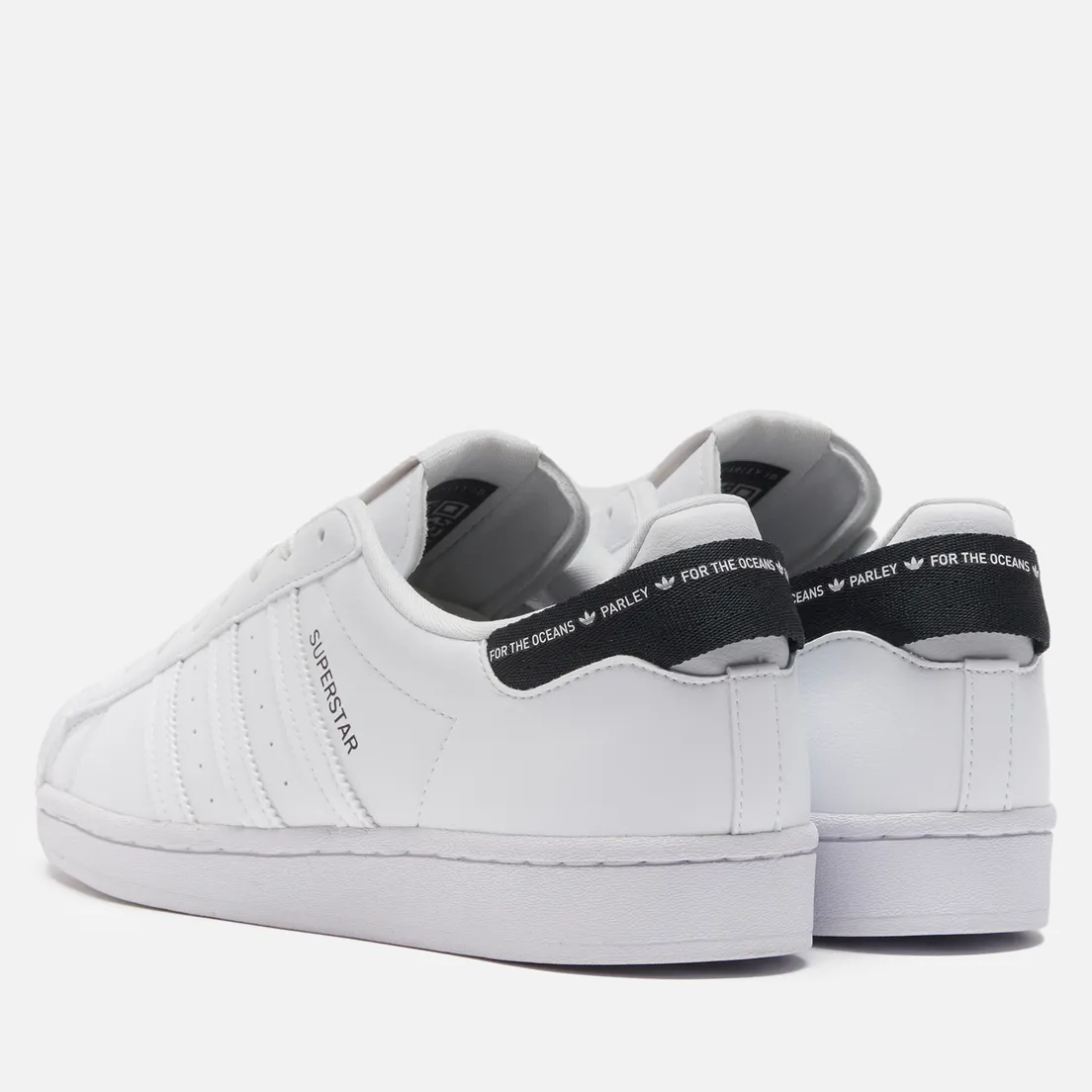 adidas Originals Мужские кроссовки x Parley Superstar