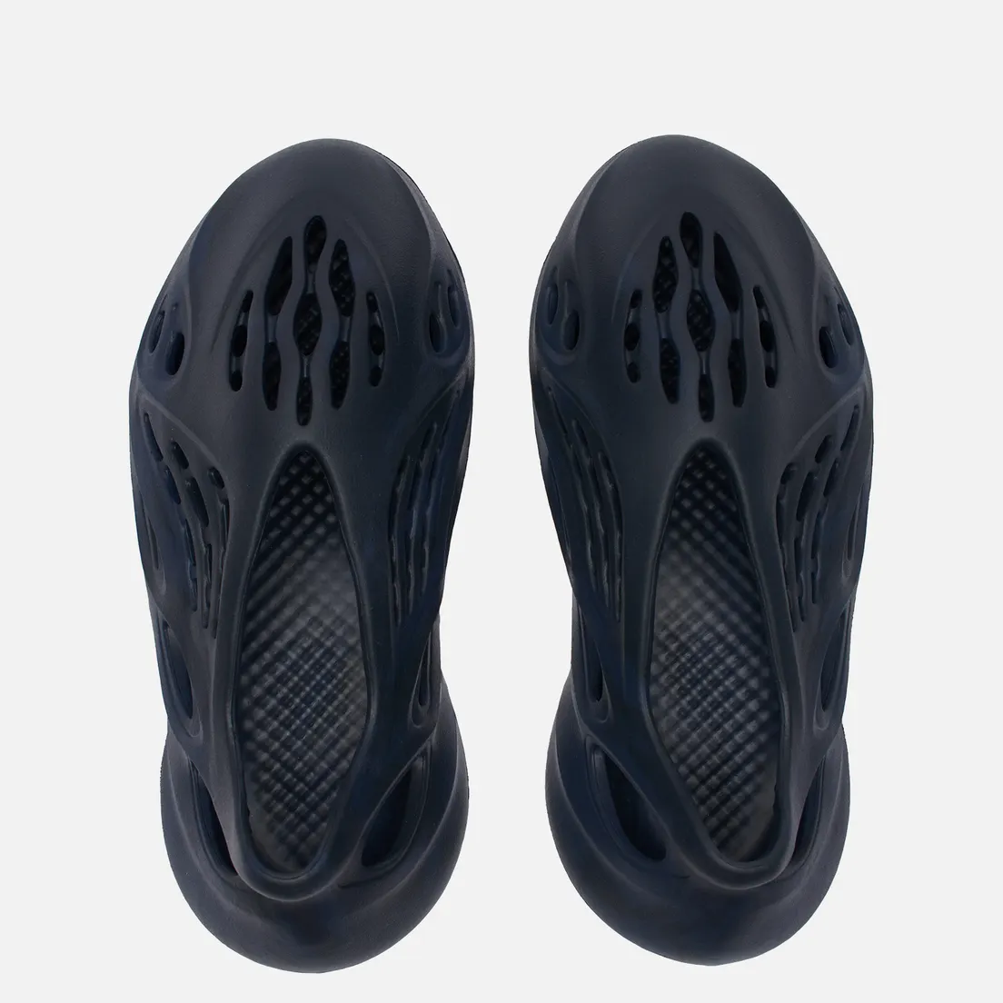 adidas Originals Сланцы YEEZY Foam Runner