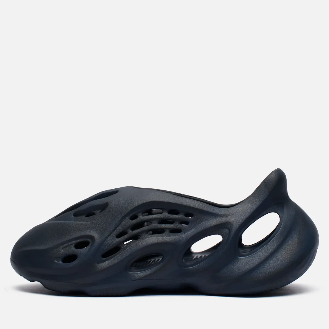adidas Originals Сланцы YEEZY Foam Runner