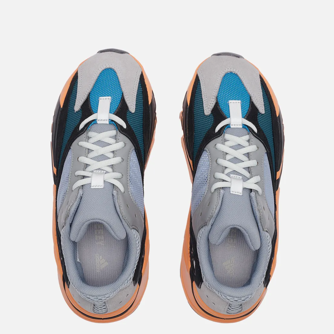 adidas Originals Кроссовки YEEZY Boost 700
