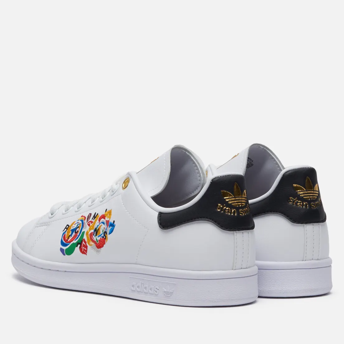 adidas Originals Женские кроссовки x Rich Mnisi Stan Smith