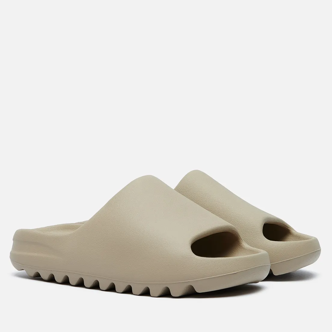 adidas Originals Сланцы YEEZY Slide