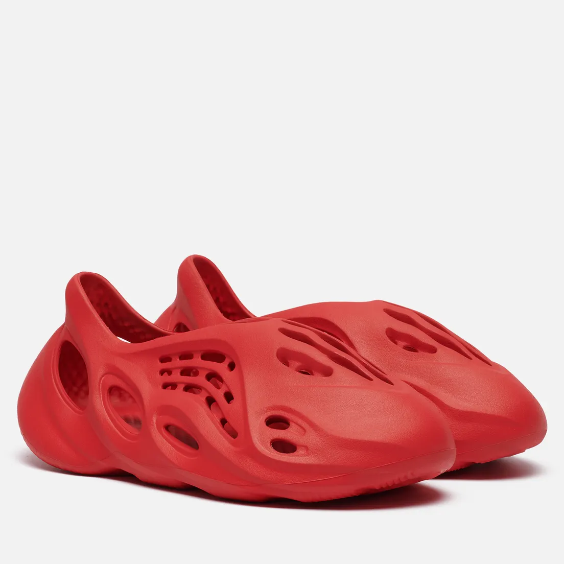 adidas Originals Сланцы YEEZY Foam Runner