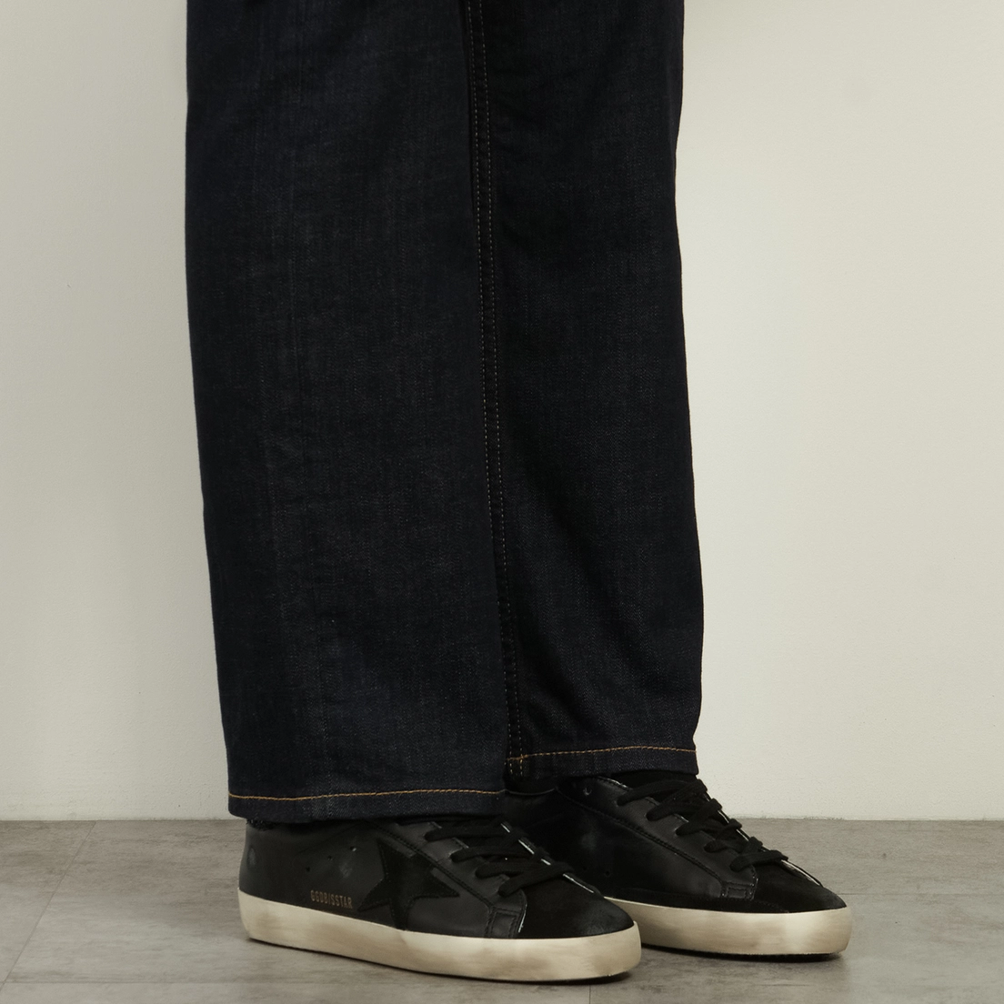 Golden Goose Женские кроссовки Super-Star Suede Star