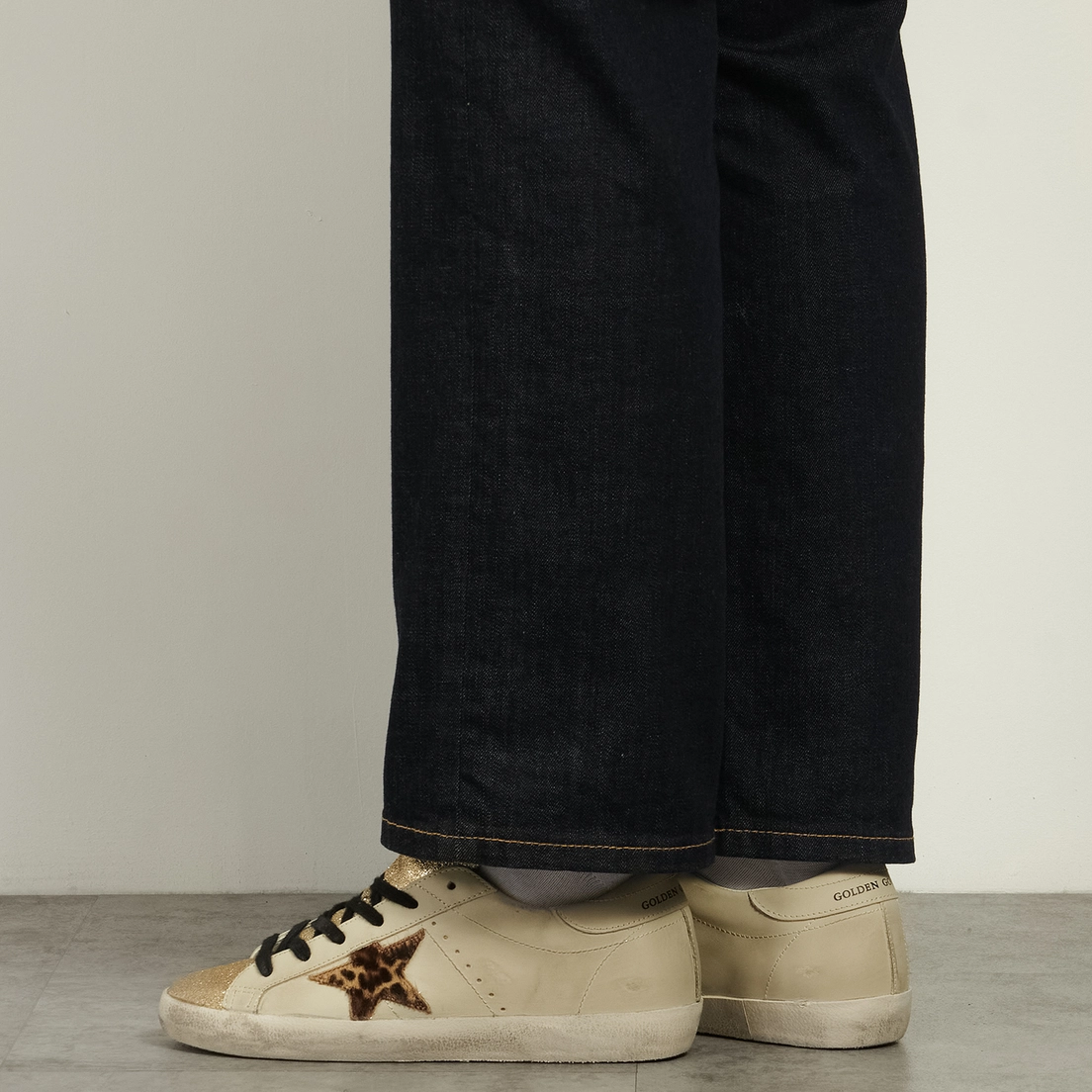 Golden Goose Женские кроссовки Super-Star Leopard Pony Hair Star