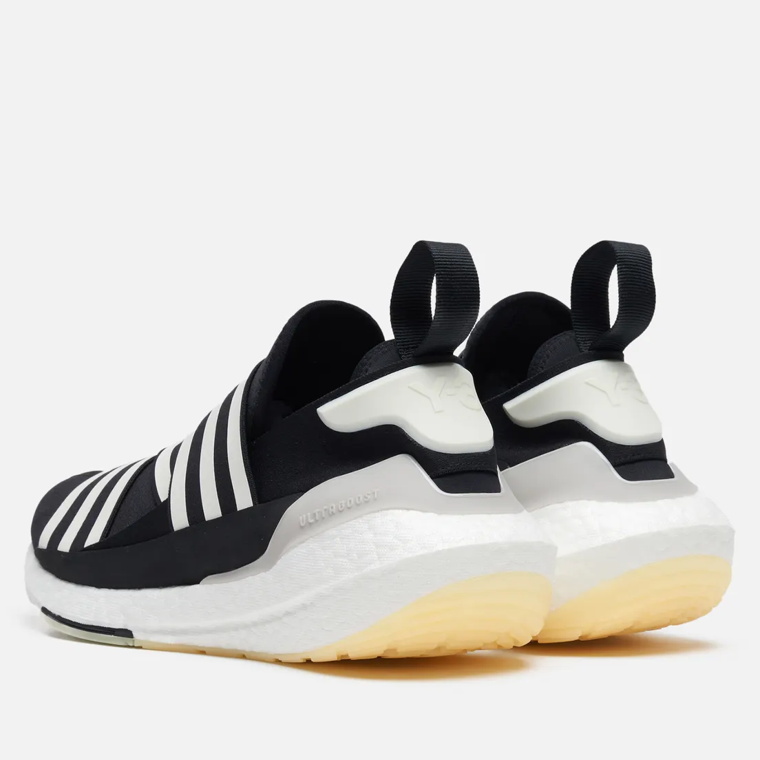 Y-3 Мужские кроссовки Ultra Boost 22