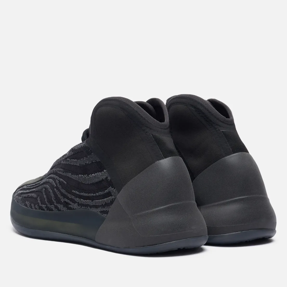 adidas Originals Кроссовки YEEZY QNTM