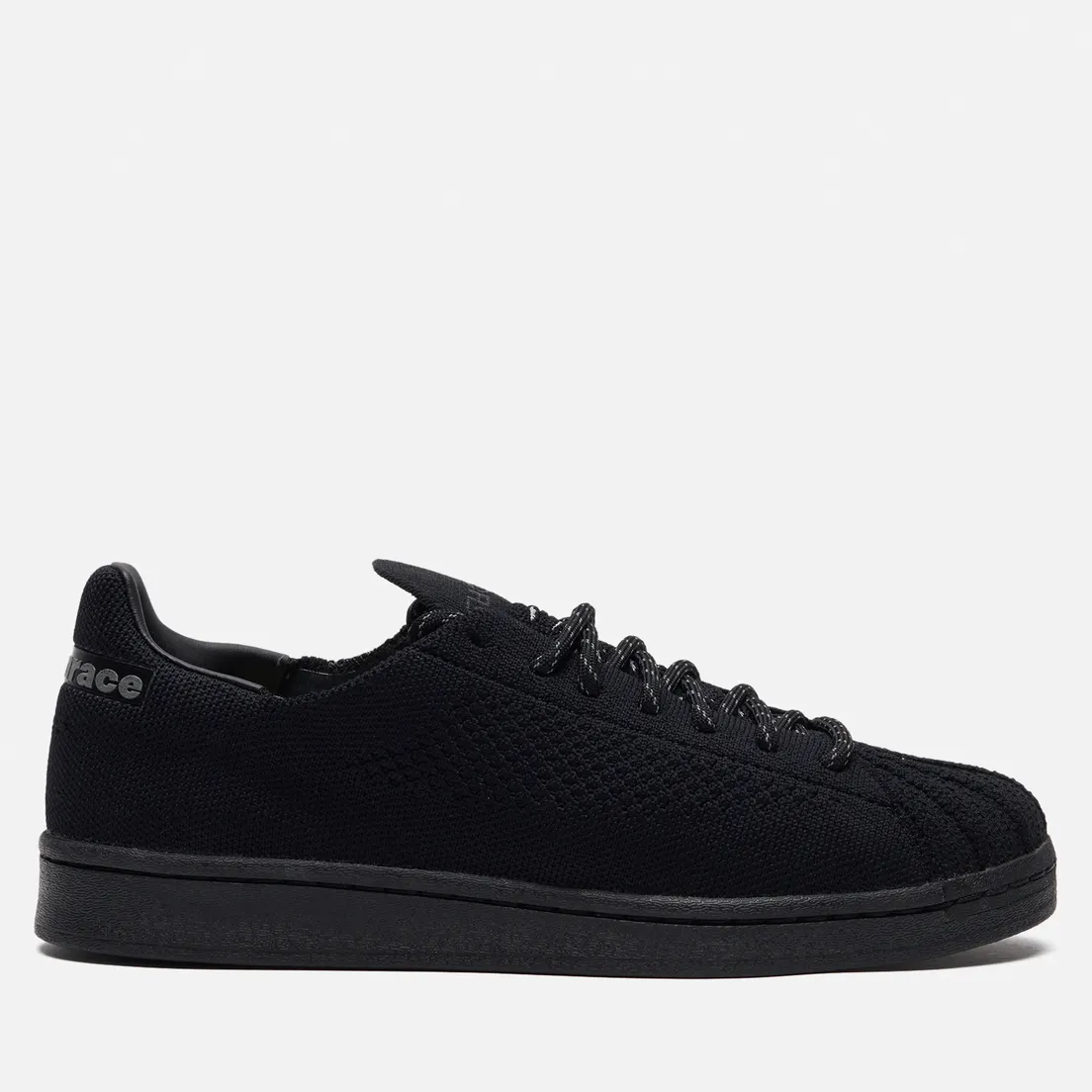 adidas Originals Кроссовки x Pharrell Williams Superstar Primeknit