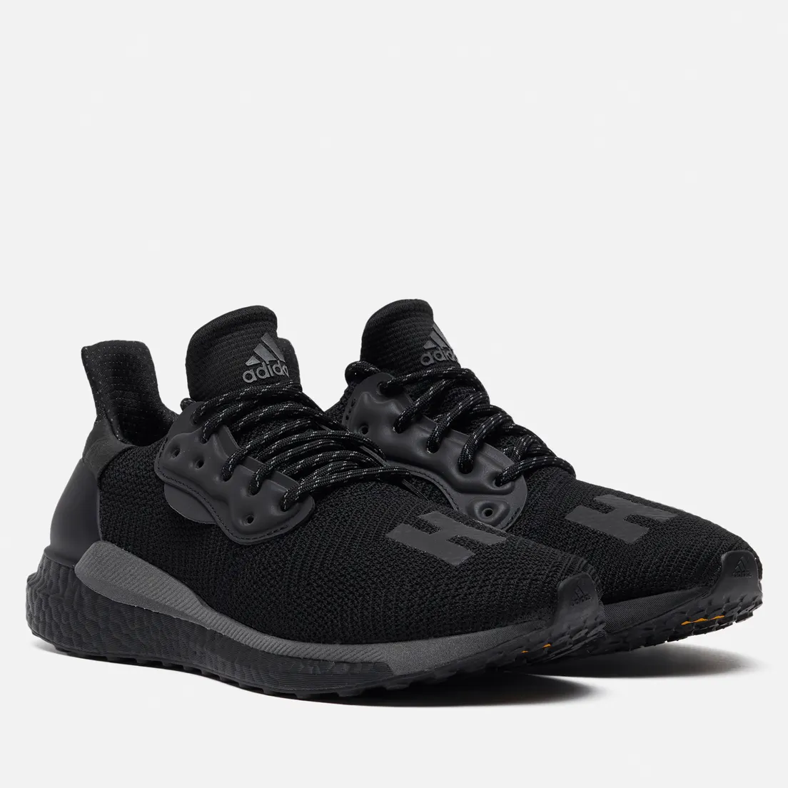 adidas Originals Кроссовки x Pharrell Williams Solar HU