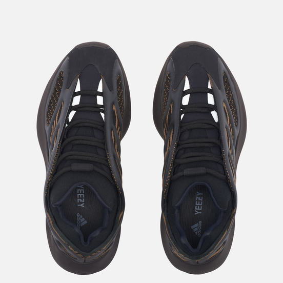 Кроссовки adidas Originals YEEZY 700 V3 Clay Brown/Clay Brown/Clay Brown