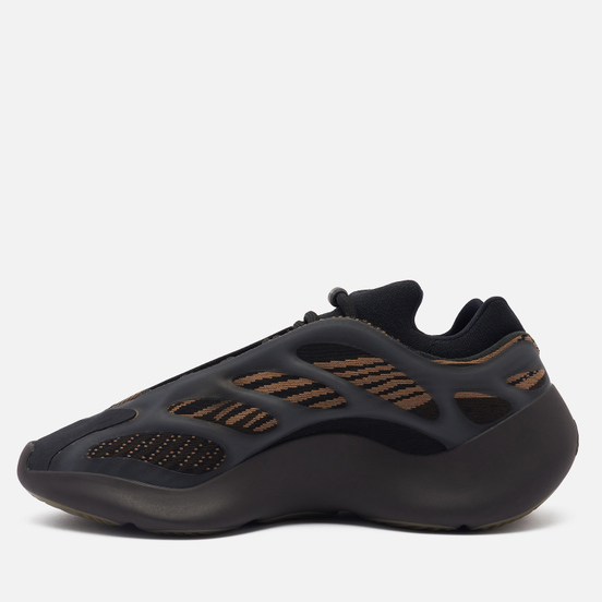 Кроссовки adidas Originals YEEZY 700 V3 Clay Brown/Clay Brown/Clay Brown